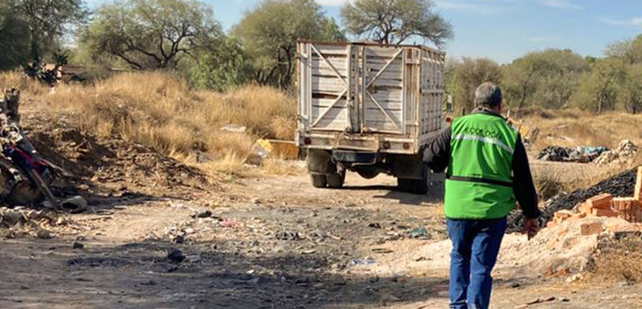 Ecología Municipal de Soledad mantiene campaña  para evitar que sea contaminada la vía pública