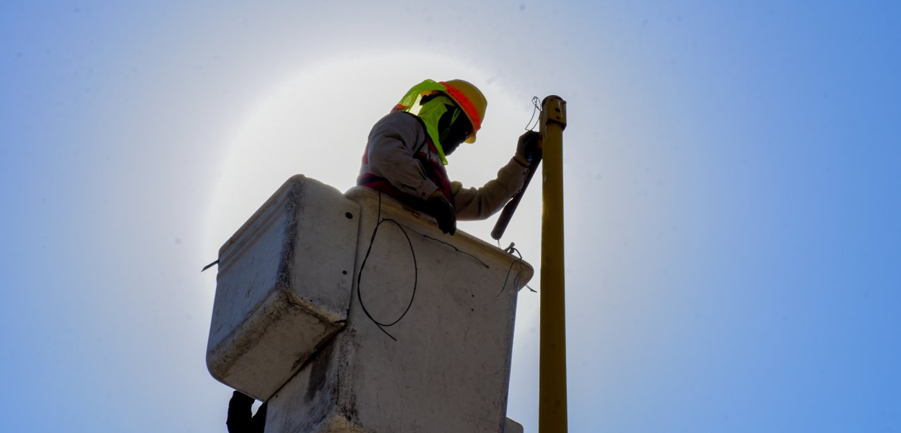 Servicios municipales avanza en proyectos de iluminación: Gabino Manzo