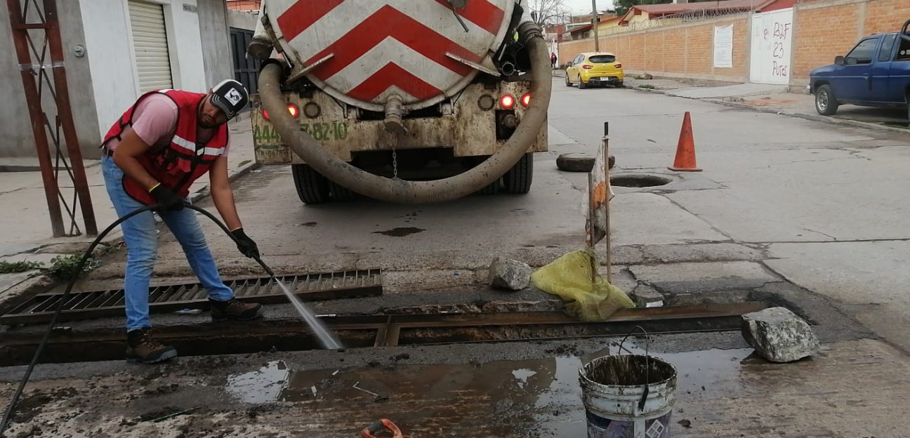 Ayuntamiento de Soledad amplía área de cobertura de limpieza de drenajes