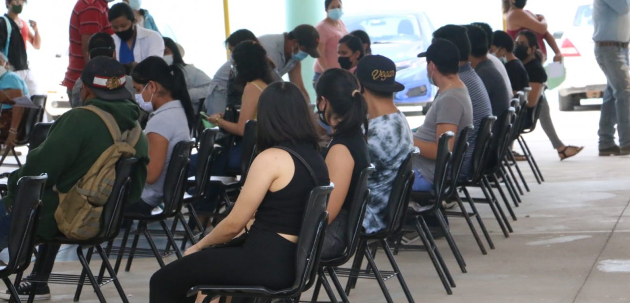 Jornada de vacunación para jóvenes en Soledad supera toda expectativa