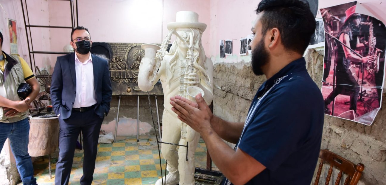 Escultura en honor a Eulalio Cervantes El Sax será develada en los próximos días