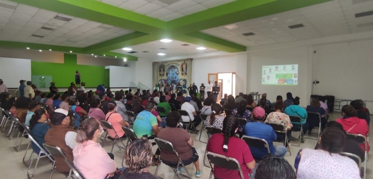 Capacitan a comerciantes de Soledad en materia sanitaria