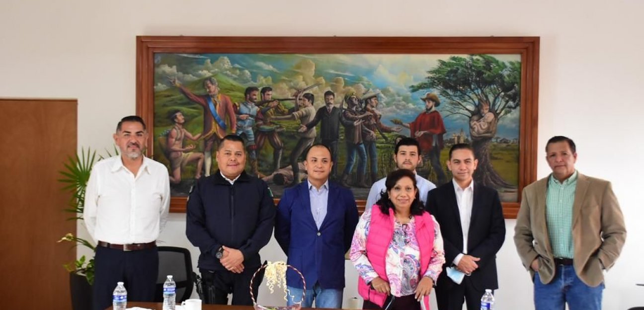 JEC y Soledad trabajarán en la conservación de caminos en el municipio