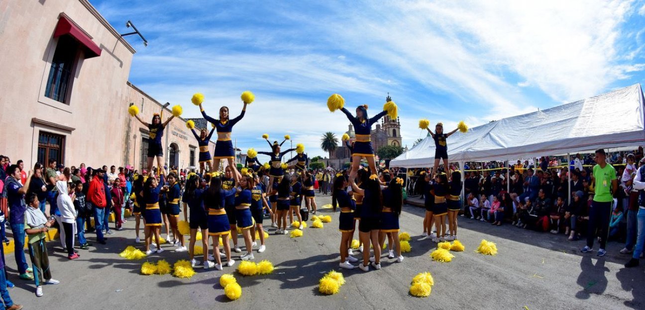 Desfile del 20 de noviembre en SGS contará con figuras deportivas de renombre
