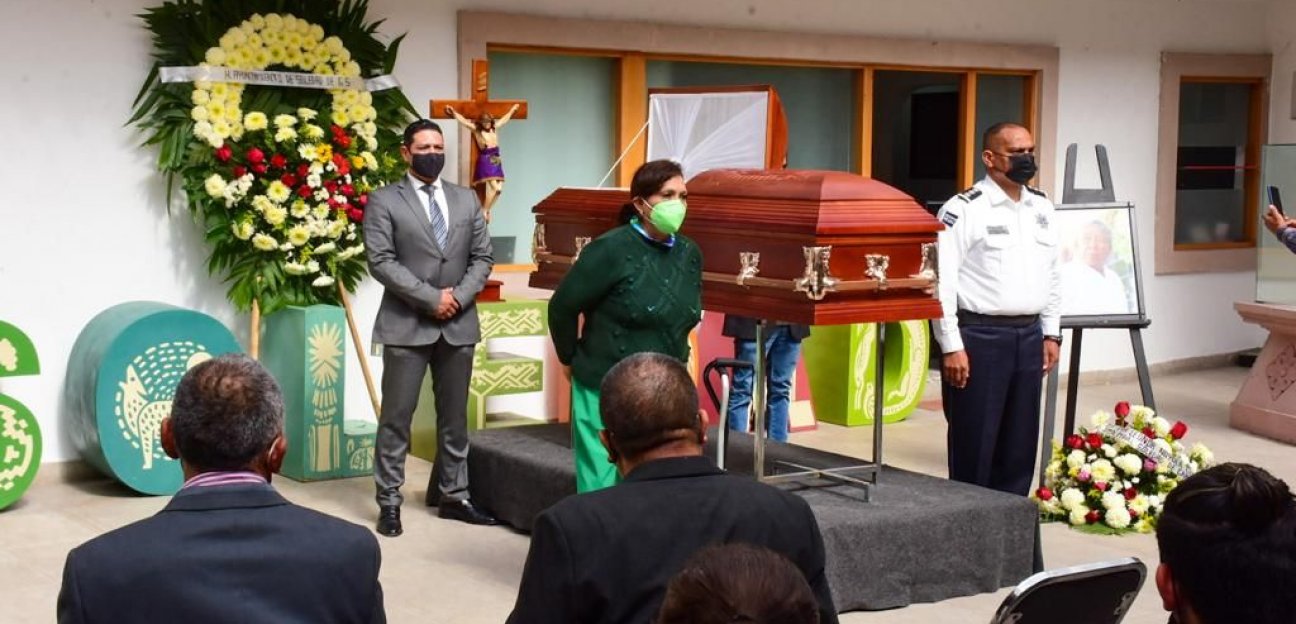 Homenaje luctuoso de cuerpo presente a ex alcalde de Soledad de Graciano Sánchez