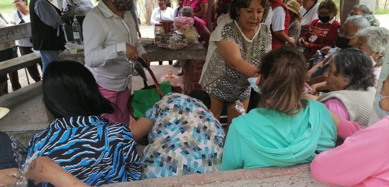 DIF e INAPAM celebran a las madres soledenses