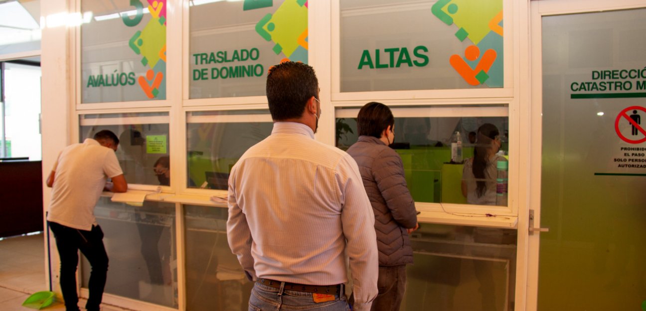 La Dirección de Catastro de Soledad continúa con el envío de invitaciones de pago del impuesto predial a empresarios y dueños de lotes baldíos