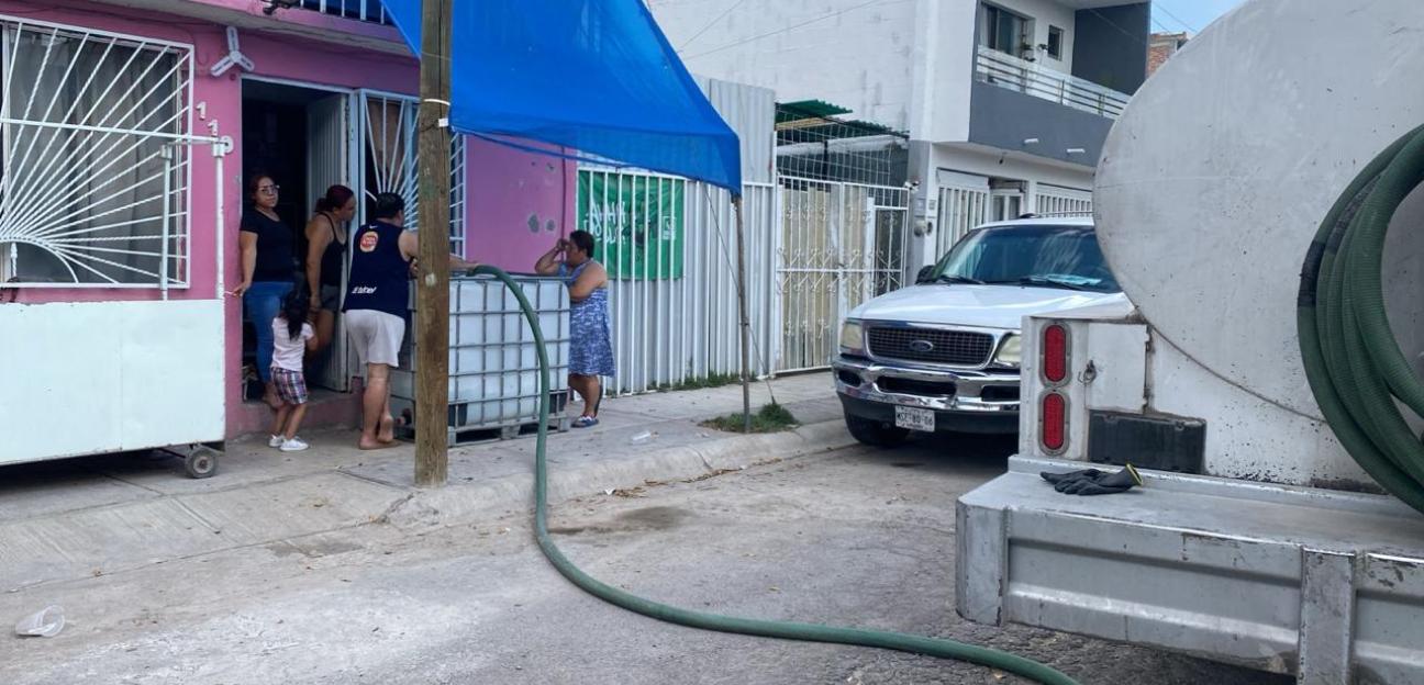 Ayuntamiento de Soledad reafirma abastecimiento de agua a colonias y comunidades