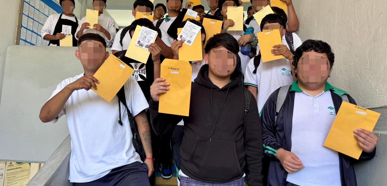 Ayuntamiento de Soledad acerca el trámite de cartilla militar a más de 700 jóvenes estudiantes