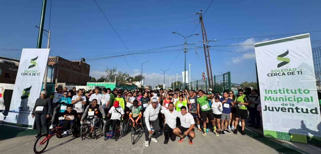 Parque lineal de Pavón alberga carrera atlética por el Día de la Juventud
