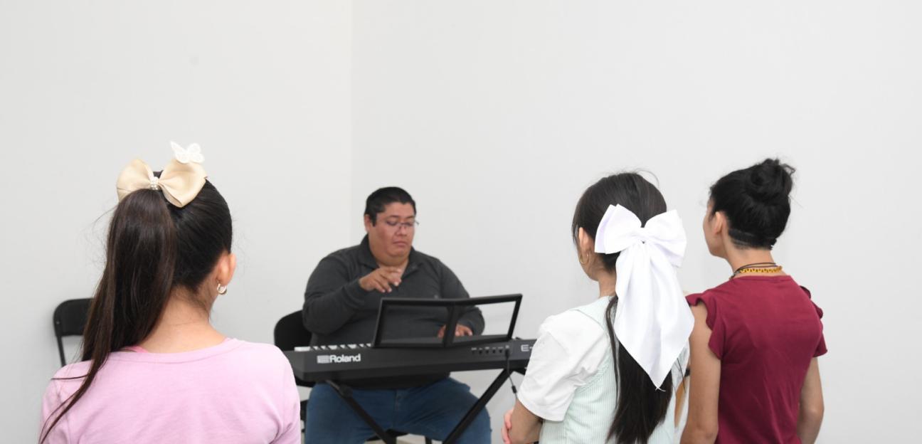 Ayuntamiento de Soledad habilita horario vespertino en escuela de música para impulsar talento infantil