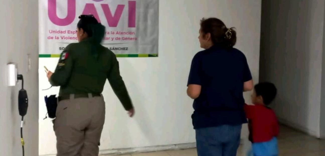 Pequeño que deambulaba solo fue auxiliado por GCM de Soledad y reunido con familiares