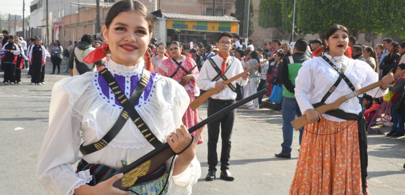 Con orgullo y gran entusiasmo estudiantil, Soledad conmemora el 115 aniversario de la Revolución Mexicana