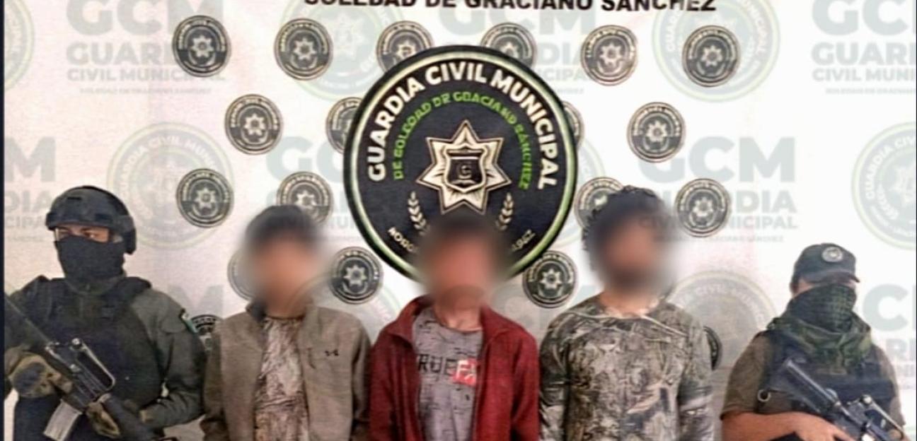 GCM de Soledad detiene cuatro hombres por presunta extorsión y portación de arma de fuego