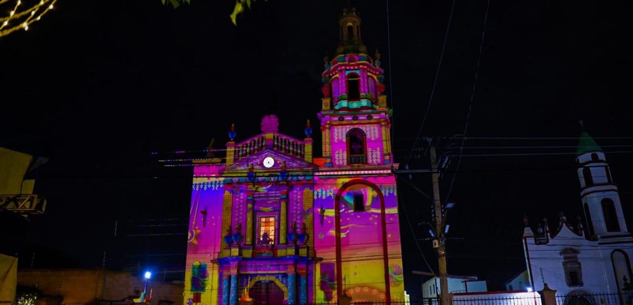 Familias celebran la identidad soledense con proyección navideña