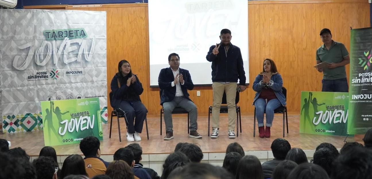 Jóvenes soledenses acceden a tarjeta de descuentos en colaborativo con el Estado