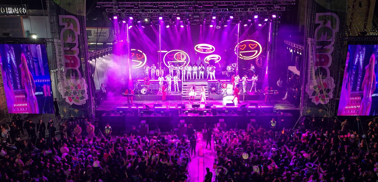 Explosiva noche duranguense rompió récord en la Feria de la Enchilada 2026