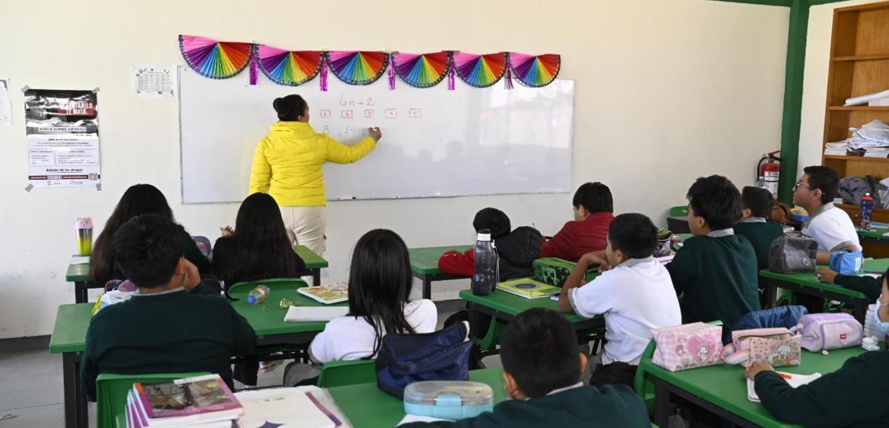 Ayuntamiento de Soledad reconocerá a docentes destacados en su día